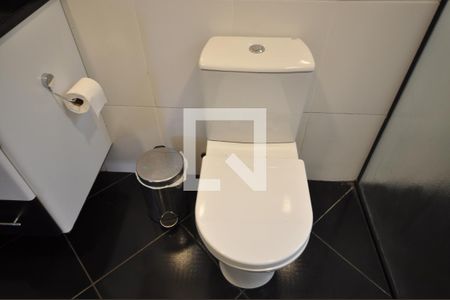 Casa à venda com 220m², 3 quartos e 2 vagasBanheiro Social