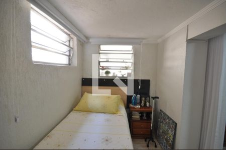 Casa à venda com 220m², 3 quartos e 2 vagasQuarto 3