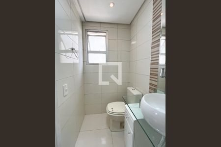 Apartamento à venda com 57m², 2 quartos e 1 vaga Apartamento à venda com 57m², 2 quartos e 1 vagaBanheiro