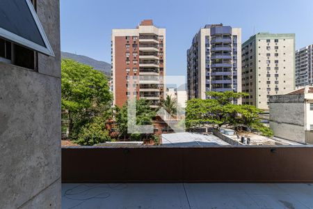 Apartamento à venda com 172m², 5 quartos e 3 vagasÁrea de Serviço Vista