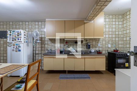 Apartamento à venda com 172m², 5 quartos e 3 vagasCozinha