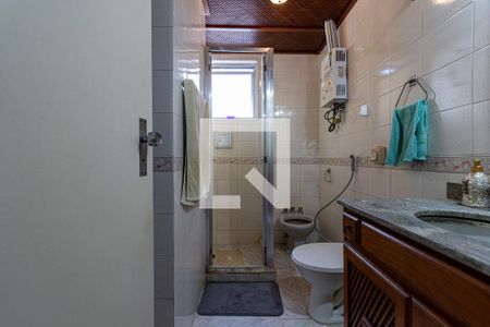 Apartamento à venda com 172m², 5 quartos e 3 vagasBanheiro Social