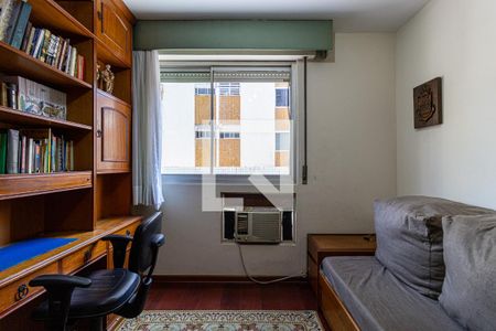 Apartamento à venda com 172m², 5 quartos e 3 vagasQuarto 2