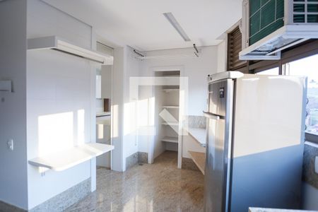 Apartamento à venda com 245m², 3 quartos e 4 vagasÁrea de Serviço