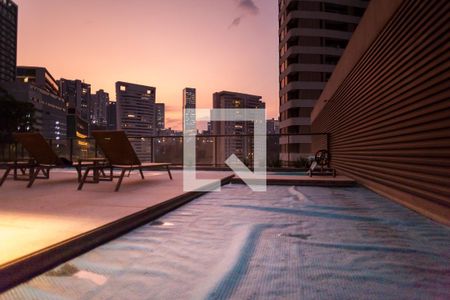 Apartamento à venda com 245m², 3 quartos e 4 vagasPiscina