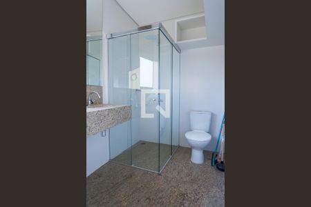 Apartamento à venda com 245m², 3 quartos e 4 vagasBanheiro de serviço