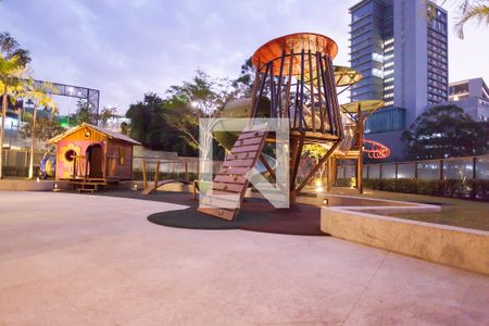 Apartamento à venda com 245m², 3 quartos e 4 vagasPlayground