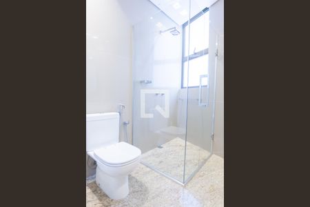 Apartamento à venda com 245m², 3 quartos e 4 vagassuíte 2