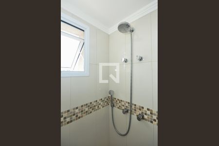 Chuveiro do Banheiro da Suíte 1 de apartamento para alugar com 2 quartos, 96m² em Vila Andrade, São Paulo