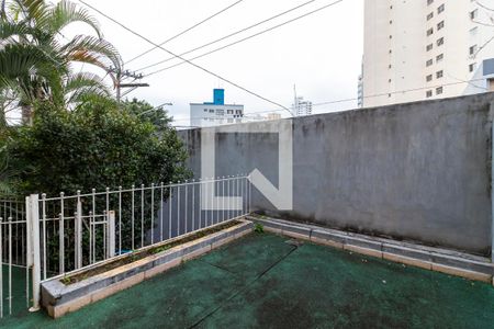 Quintal Frontal de casa para alugar com 3 quartos, 280m² em Santana, São Paulo