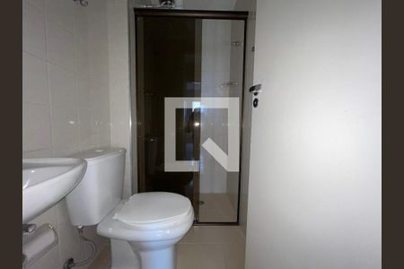 Apartamento à venda com 68m², 3 quartos e 1 vaga Apartamento à venda com 68m², 3 quartos e 1 vagaBanheiro Social