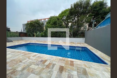 Apartamento à venda com 68m², 3 quartos e 1 vaga Apartamento à venda com 68m², 3 quartos e 1 vagaÁrea comum - Piscina