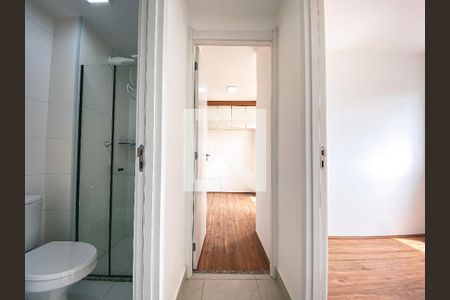 Corredor de apartamento à venda com 2 quartos, 32m² em Jardim Celeste, São Paulo