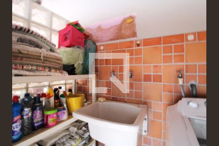 Casa à venda com 190m², 3 quartos e 2 vagasÁrea de Serviço