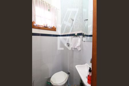 Lavabo de casa à venda com 3 quartos, 190m² em Vila Nivi, São Paulo