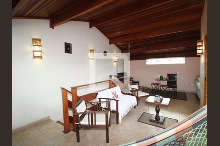 Casa à venda com 190m², 3 quartos e 2 vagasTerraço