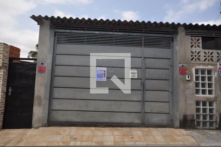 Casa para alugar com 80m², 3 quartos e 1 vagaFachada