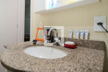 Banheiro de apartamento para alugar com 1 quarto, 47m² em Tristeza, Porto Alegre