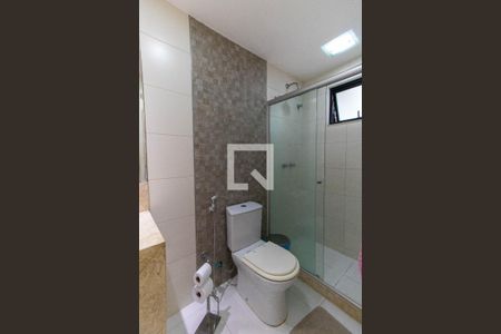 Casa à venda com 265m², 5 quartos e 2 vagas Casa à venda com 265m², 5 quartos e 2 vagasBanheiro da Suíte 1