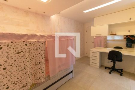 Casa à venda com 265m², 5 quartos e 2 vagas Casa à venda com 265m², 5 quartos e 2 vagasSuíte 4