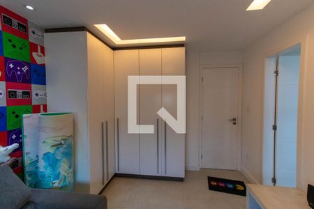 Casa à venda com 265m², 5 quartos e 2 vagas Casa à venda com 265m², 5 quartos e 2 vagasSuíte 3