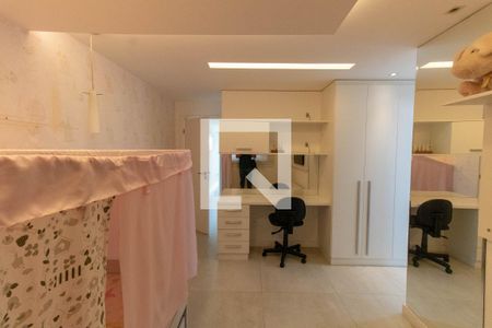 Casa à venda com 265m², 5 quartos e 2 vagas Casa à venda com 265m², 5 quartos e 2 vagasSuíte 4