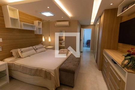 Casa à venda com 265m², 5 quartos e 2 vagas Casa à venda com 265m², 5 quartos e 2 vagasSuíte 2