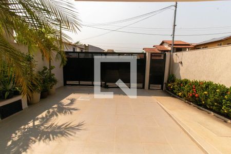 Casa à venda com 265m², 5 quartos e 2 vagas Casa à venda com 265m², 5 quartos e 2 vagasGaragem