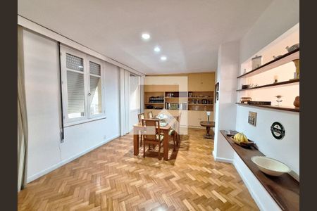 Sala de jantar  de apartamento à venda com 4 quartos, 194m² em Flamengo, Rio de Janeiro