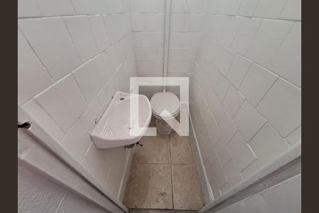 Apartamento à venda com 194m², 4 quartos e sem vagaBanheiro do escritório 2