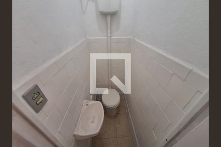 Apartamento à venda com 194m², 4 quartos e sem vagaBanheiro do escritório 2