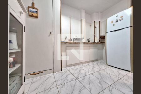 Apartamento à venda com 194m², 4 quartos e sem vagaCozinha 