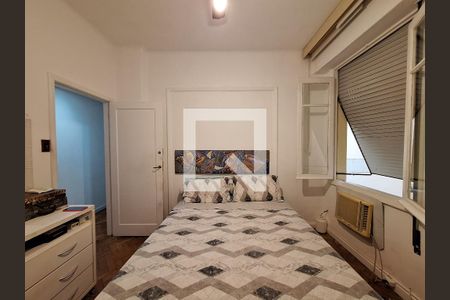 Apartamento à venda com 194m², 4 quartos e sem vagaQuarto 2