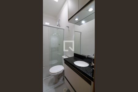 Apartamento à venda com 47m², 2 quartos e 1 vaga Apartamento à venda com 47m², 2 quartos e 1 vagaBanheiro