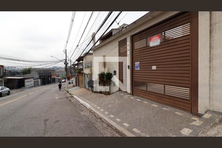 Apartamento à venda com 47m², 2 quartos e 1 vaga Apartamento à venda com 47m², 2 quartos e 1 vagaFachada e Plaquinha