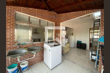 Apartamento à venda com 210m², 4 quartos e 1 vaga Apartamento à venda com 210m², 4 quartos e 1 vagaÁrea de Serviço
