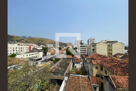 Apartamento à venda com 210m², 4 quartos e 1 vaga Apartamento à venda com 210m², 4 quartos e 1 vagaVista da varanda