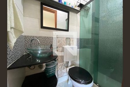 Apartamento à venda com 210m², 4 quartos e 1 vaga Apartamento à venda com 210m², 4 quartos e 1 vagaBanheiro do Quarto 1