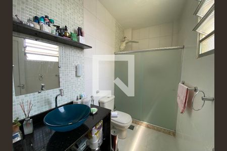 Apartamento à venda com 210m², 4 quartos e 1 vaga Apartamento à venda com 210m², 4 quartos e 1 vagaBanheiro Social