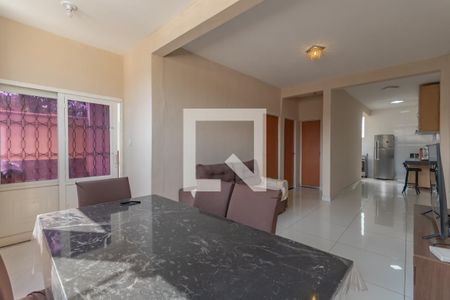 Casa à venda com 101m², 2 quartos e 2 vagas Casa à venda com 101m², 2 quartos e 2 vagasSala de Jantar