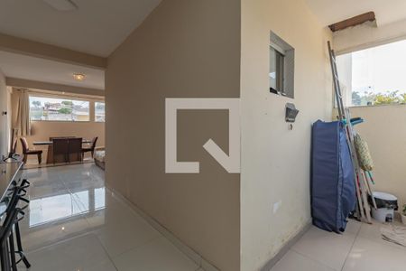 Casa à venda com 101m², 2 quartos e 2 vagas Casa à venda com 101m², 2 quartos e 2 vagasCozinha