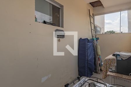 Casa à venda com 101m², 2 quartos e 2 vagas Casa à venda com 101m², 2 quartos e 2 vagasÁrea de Serviço