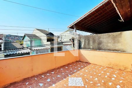 Casa à venda com 200m², 4 quartos e 2 vagas Casa à venda com 200m², 4 quartos e 2 vagasVaranda da Suíte