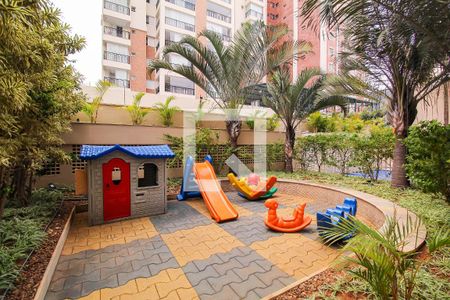 Apartamento à venda com 79m², 3 quartos e 2 vagasÁrea comum - Playground