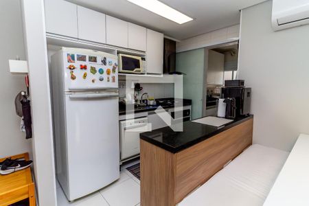 Apartamento à venda com 74m², 3 quartos e 2 vagas Apartamento à venda com 74m², 3 quartos e 2 vagasCozinha