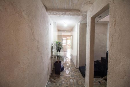 Hall quartos de casa para alugar com 2 quartos, 300m² em Helena Maria, Osasco