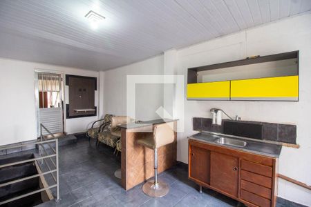 Cozinha de casa para alugar com 2 quartos, 300m² em Helena Maria, Osasco