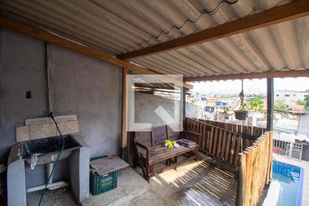 Área Externa de casa para alugar com 2 quartos, 300m² em Helena Maria, Osasco
