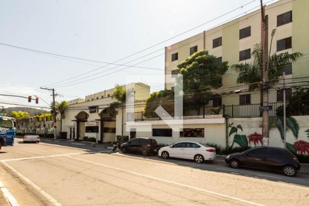 Apartamento para alugar com 50m², 2 quartos e 1 vagaFachada e portaria