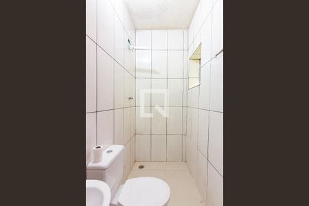 Casa à venda com 240m², 2 quartos e sem vaga Casa à venda com 240m², 2 quartos e sem vagaBanheiro